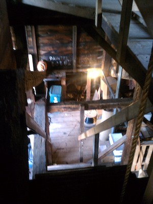 Descent from the tower (06-29-2011 19:14)