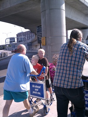 Poppy, Cole, Tim and Ben returned from England (07-26-2011 16:47)