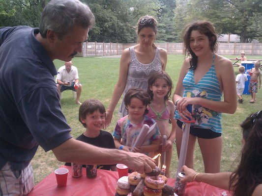 Jamie's birthday cake (08-21-2011 15:32)