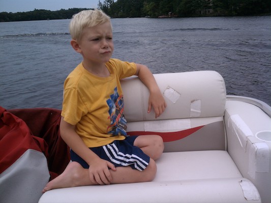 Cole on the boat (09-05-2011 17:53)