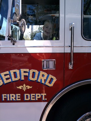 Cole in a fire truck (10-08-2011 13:36)