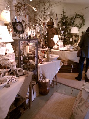 Craft shop (12-14-2011 11:25)
