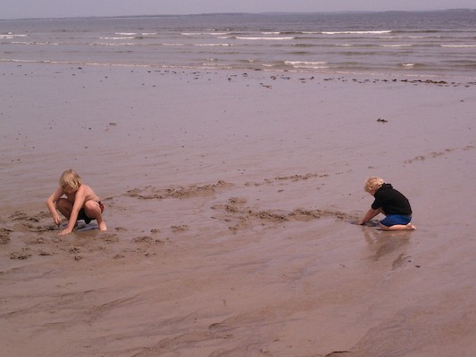 Tim and Cole at Ferry beach (05-13-2012 11:57)