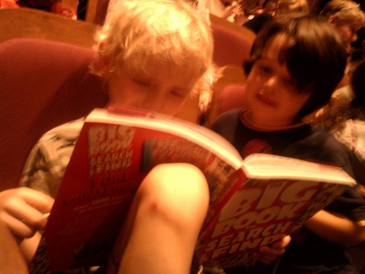 Cole and Jamie reading (05-30-2012 18:58)