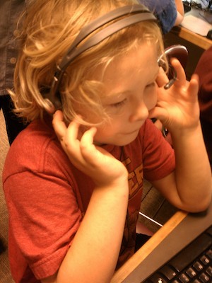 Tim listening to the computer (05-31-2012 09:04)