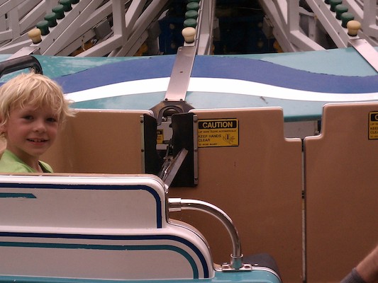 Cole and Ben on the starfish ride (07-15-2012 15:29)