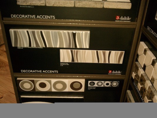Accent tiles (08-17-2012 16:42)