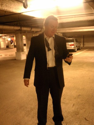 Ben in a bowtie (08-18-2012 20:52)