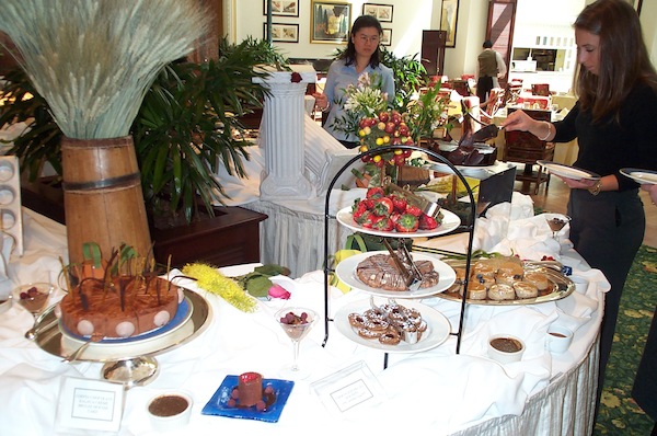 Choc-Buffet-2 (5-28-2001 21:40)