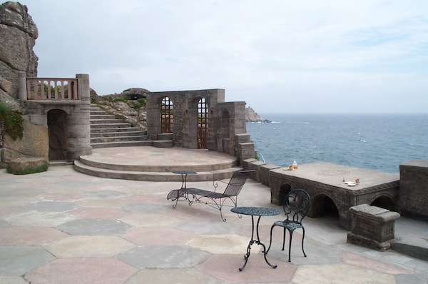 Minack stage 3