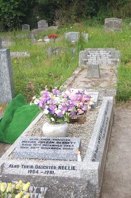 Mum grave 3