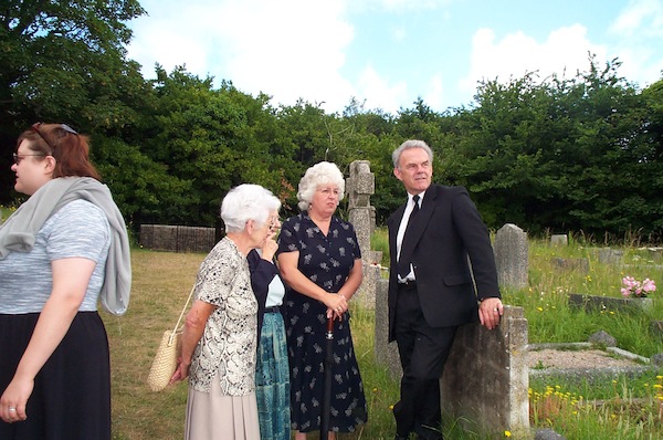 Xine, Eileen Murphy & her sister, Lorna, undertaker