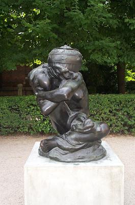 Rodin's Caryatid (outside) 1