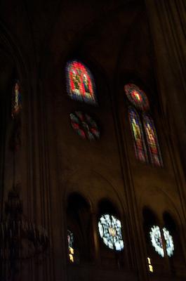 N&ocirc;tre Dame Window 3 (blurry)
