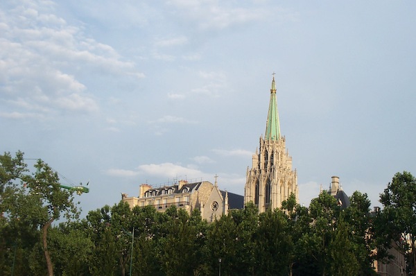 Protestant church from the Seine