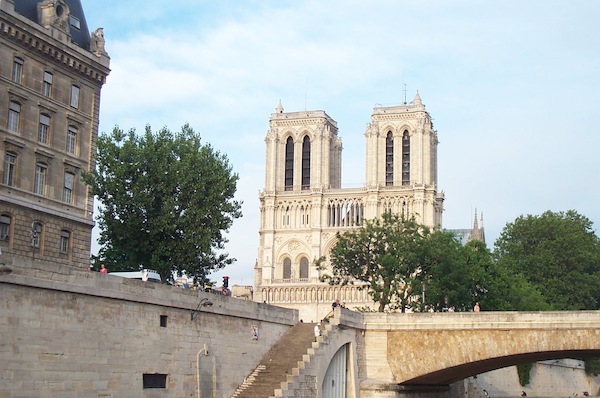 N&ocirc;tre Dame from the Seine 6