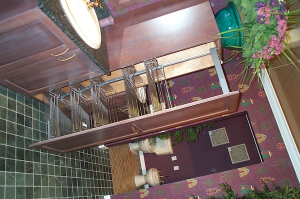 Bath - Slide out shelf