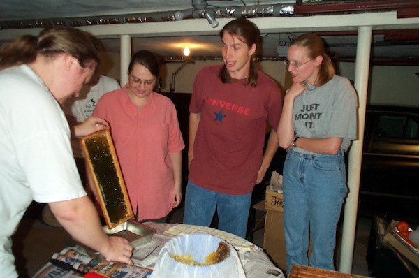 15 - Ben, Q, Helene, MT, Kate Cutting Cappings