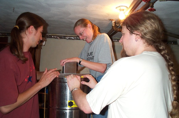 17 - MT, Kate, Dave Extracting