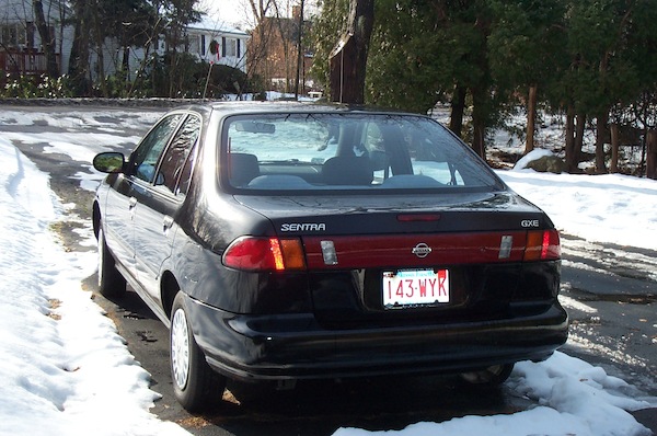 Nissan Sentra (12-18-2002 7:26)