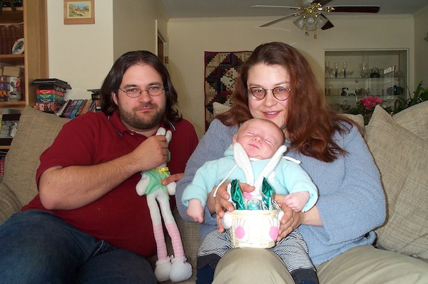 Juj, Tim and Xine on Easter (4-20-2003 3:32PM)