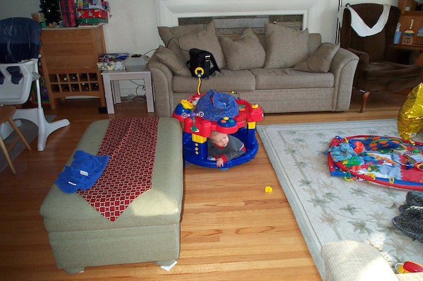 Hiding in bouncer (12-18-2003 09:24)