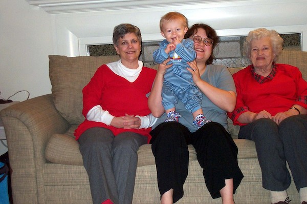 Four Generations (12-25-2003 18:06)