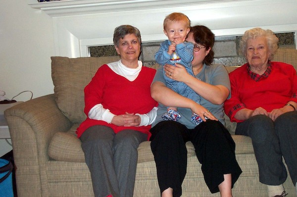 Four Generations (12-25-2003 18:06)