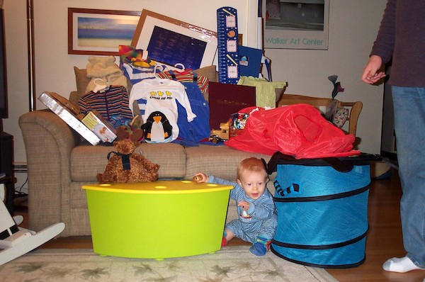 Tim Presents (1-1-2004 18:25)