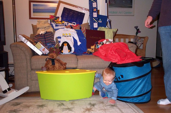 Tim Presents (1-1-2004 18:25)