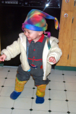 Imp in legwarmers (3-22-2004 15:59)