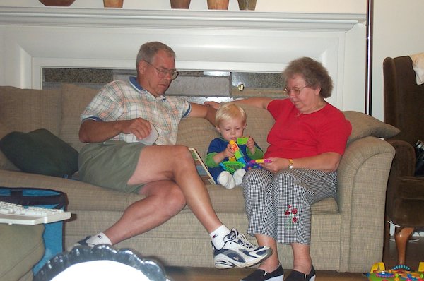 Tim, Ron and Maryanne (8-7-2004 20:23)