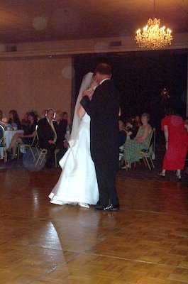 Julie and Dad Dance (8-21-2004 19:58)