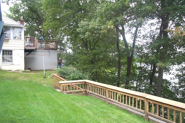 Lake house back yard (9-5-2004 9:22)