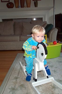 Suspicious Tim on horse (11-27-2004 08:46)