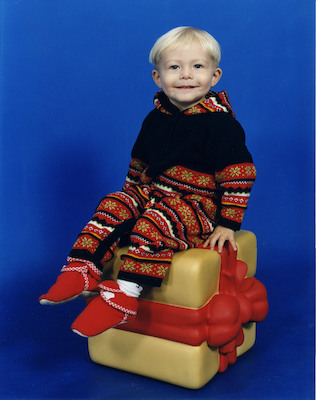 Xmas Tim Present (12-12-2004 11:20)