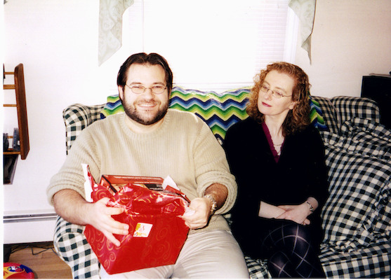 Juj and Marie (12-25-2004 14:17)