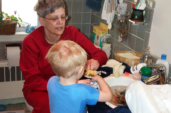 Animal Washy with Nea (03-23-2005 08:31)