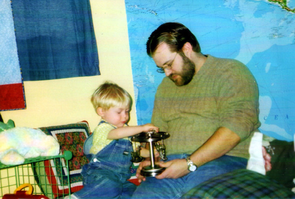 Tim and Juj with carousel (03-26-2005)