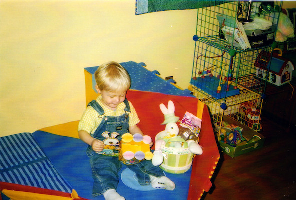 Tim and his Easter basket (03-26-2005)