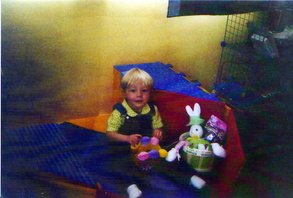 Tim and his Easter basket (03-26-2005)