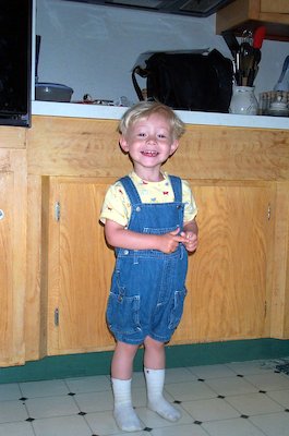 Tim looking cute (06-07-2005 06:13)