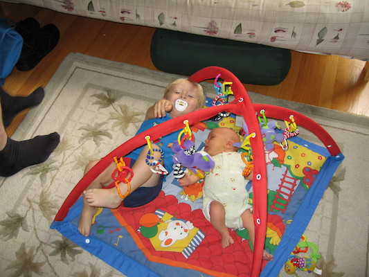 Tim and Cole in Arches (06-30-2005 16:46)