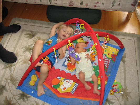 Tim and Cole in Arches (06-30-2005 16:47)