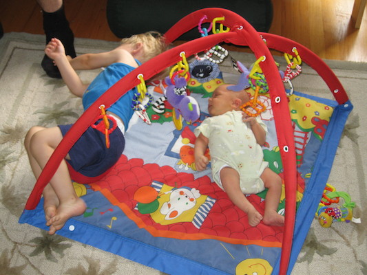 Tim and Cole in Arches (06-30-2005 16:48)