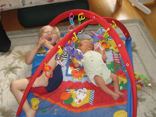 Tim and Cole in Arches (06-30-2005 16:48)