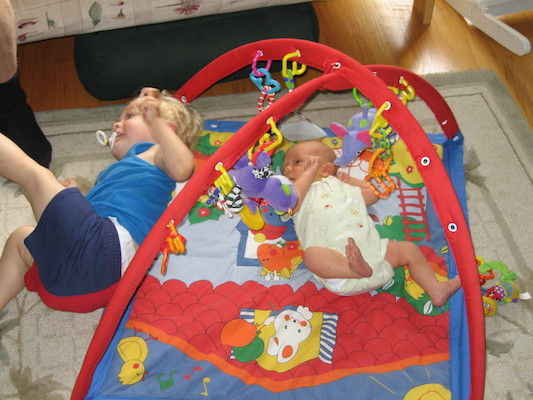 Tim and Cole in Arches (06-30-2005 16:48)