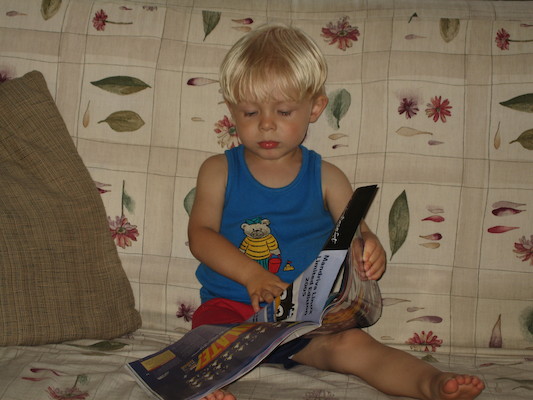 Tim reading Linux magazine (unprompted) (06-30-2005 19:53)