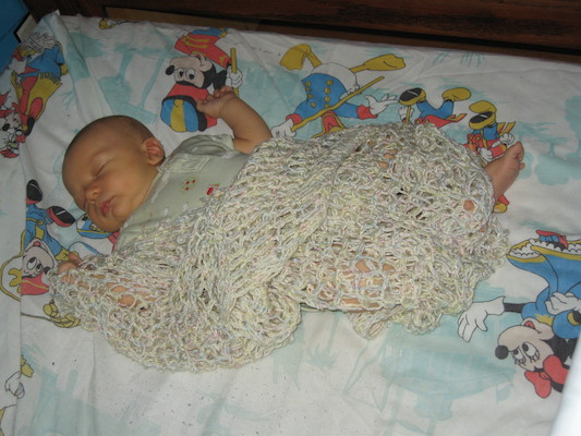 Cole Napping (07-24-2005 10:41)