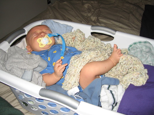 Laundry Cole (08-11-2005 11:25)